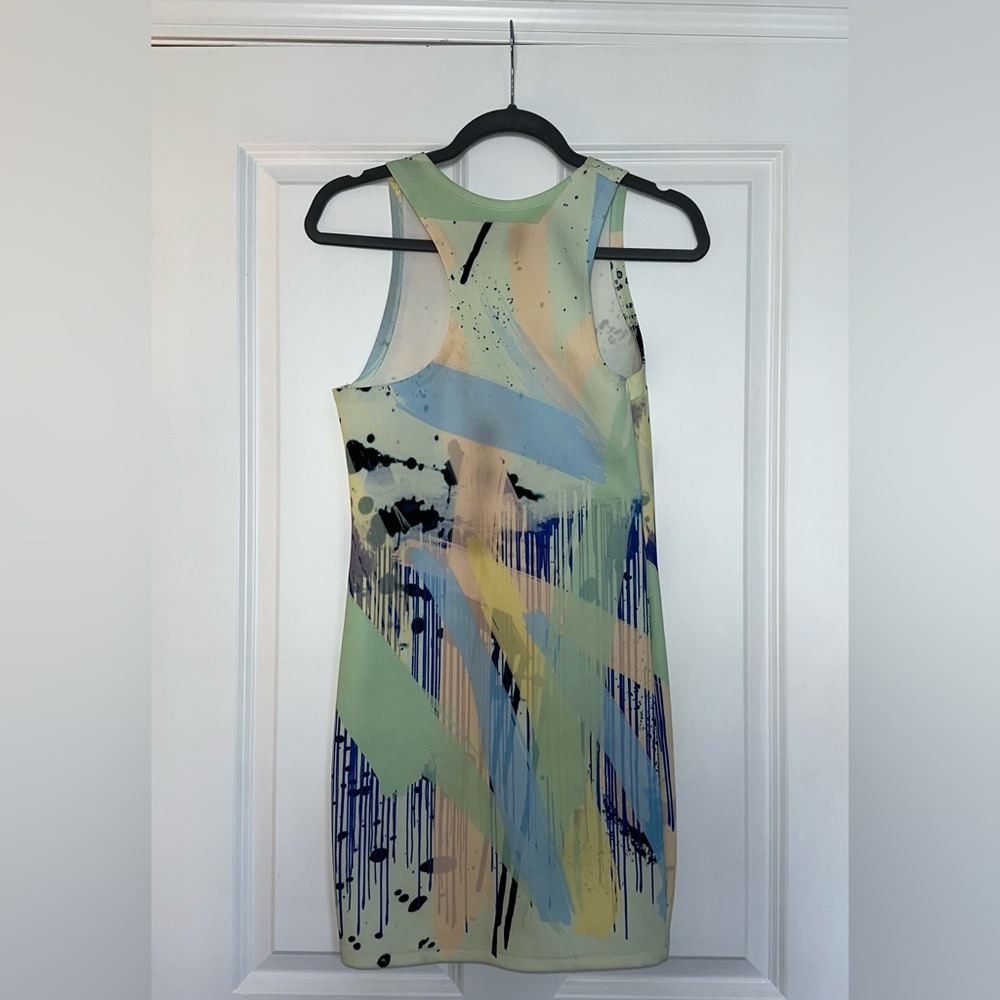 Short green dress